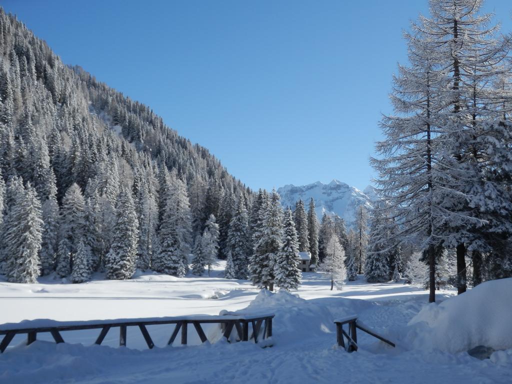 Rifugio Lago Nambino Мадона ди Кампильо Екстериор снимка