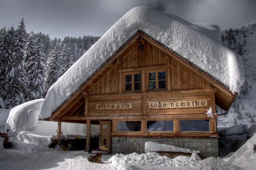 Rifugio Lago Nambino Мадона ди Кампильо Екстериор снимка