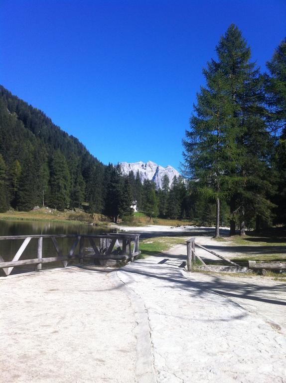 Rifugio Lago Nambino Мадона ди Кампильо Екстериор снимка