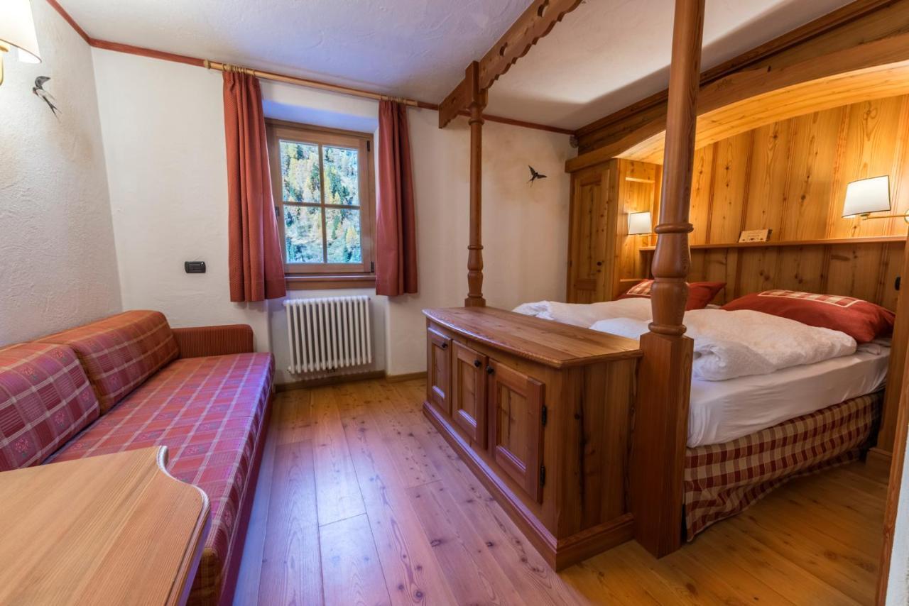 Rifugio Lago Nambino Мадона ди Кампильо Екстериор снимка