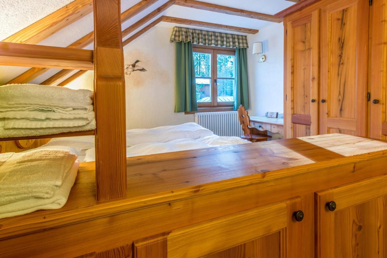 Rifugio Lago Nambino Мадона ди Кампильо Екстериор снимка